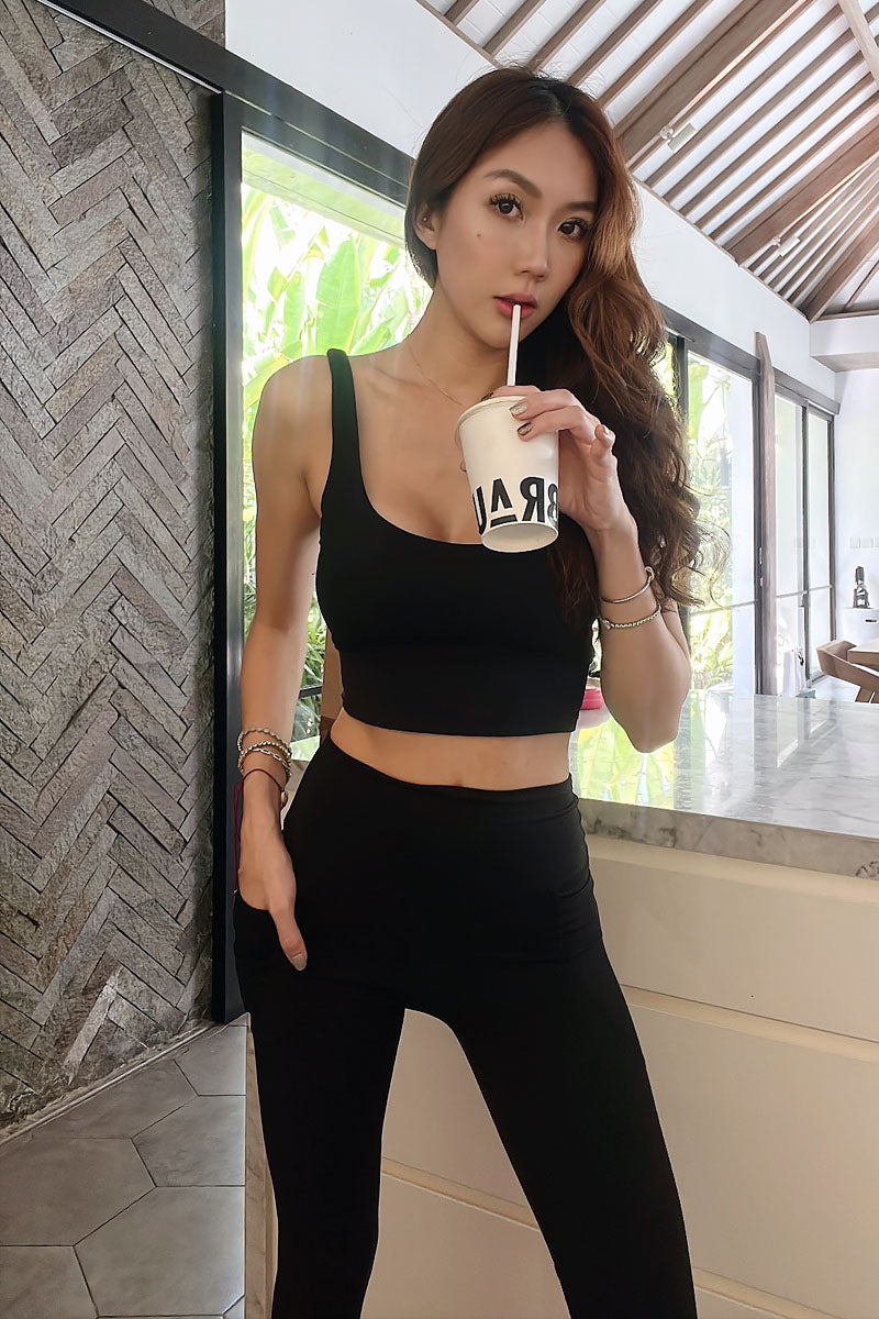 Soft Like Butter Cropped Top (Black)